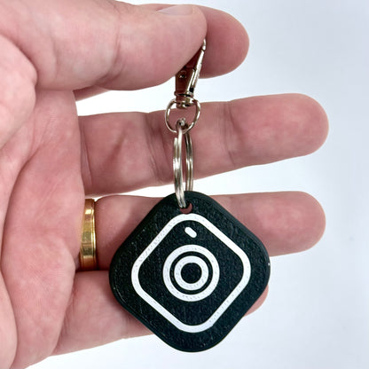 NFC Social Media Keyring – Facebook & Instagram Digital Business Card