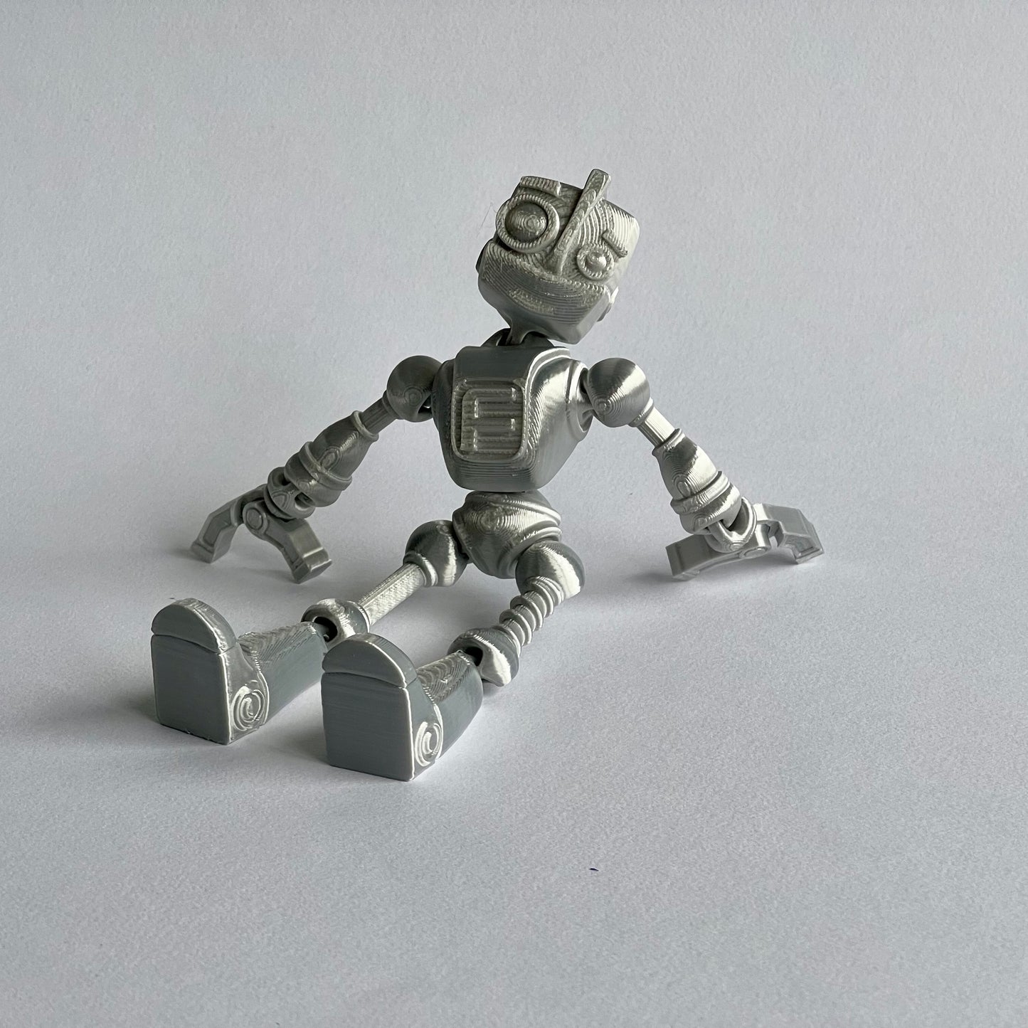 3D Printed Robot | Articulating Figure with Opening Hands