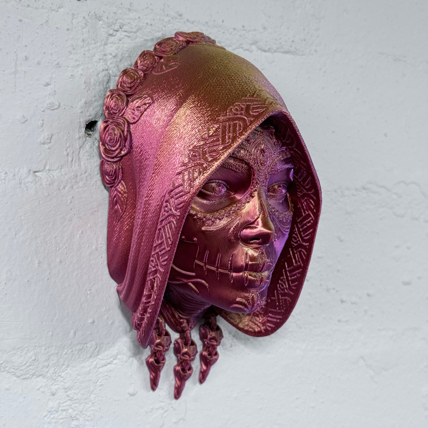 Santa Catrina Mask Wall Art – Small 3D Printed Day of the Dead Decor (Iridescent Red/Purple/Gold) | One-Off Sale