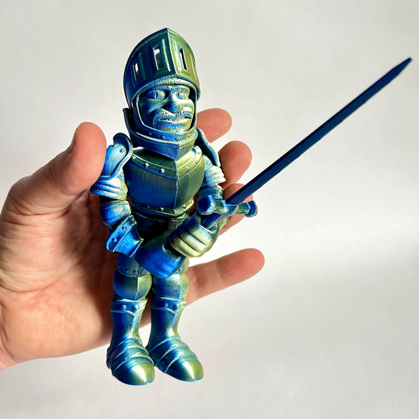 3D Printed Knight in Armour | Articulating Figure with Sword