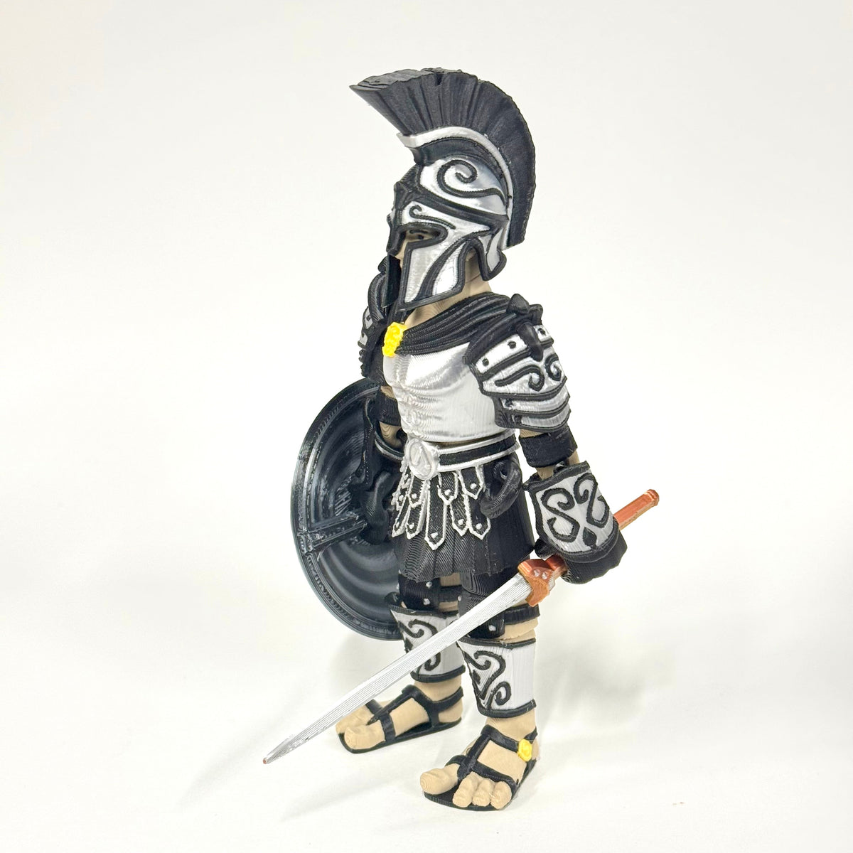 Close view of the Fallen Spartan's detailed armour and finish – Iubi Design 3D