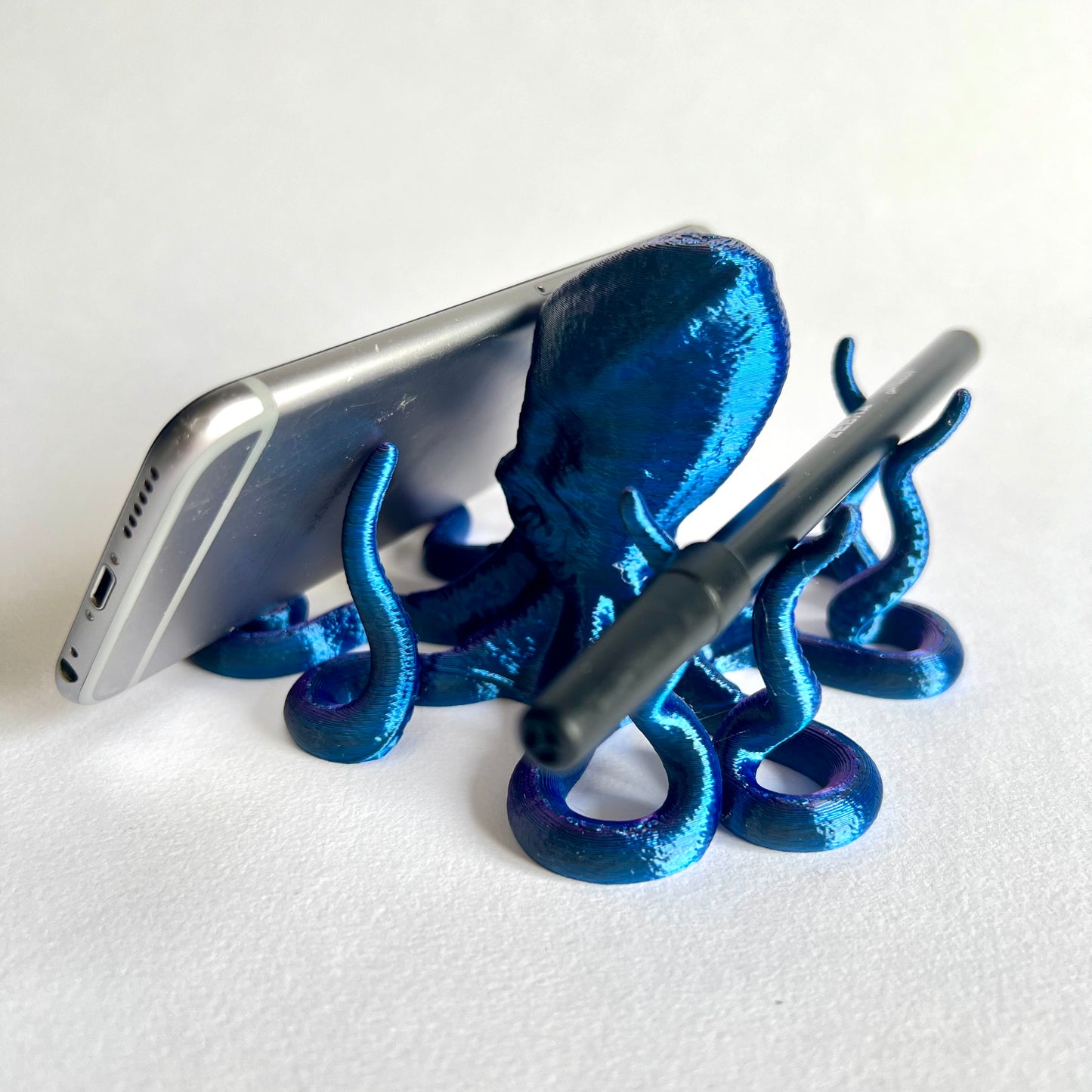 The Kraken Phone Holder | 3D Printed Octopus Desk Organiser