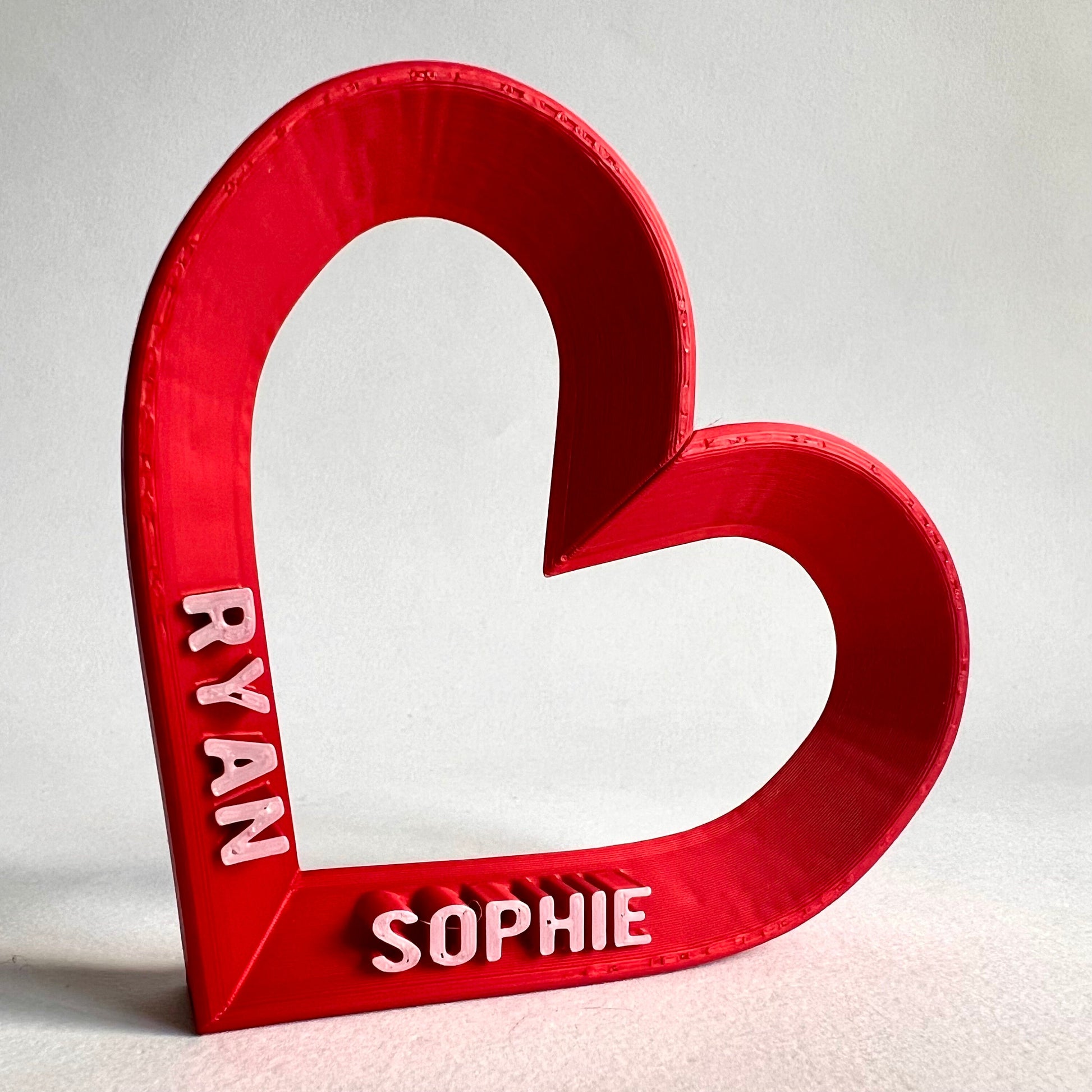 Personalised Iubi Heart: Handcrafted Names Heart Decor | Unique Valentines Day Gift